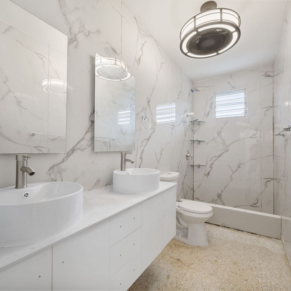 18 web or mls gg6a4960