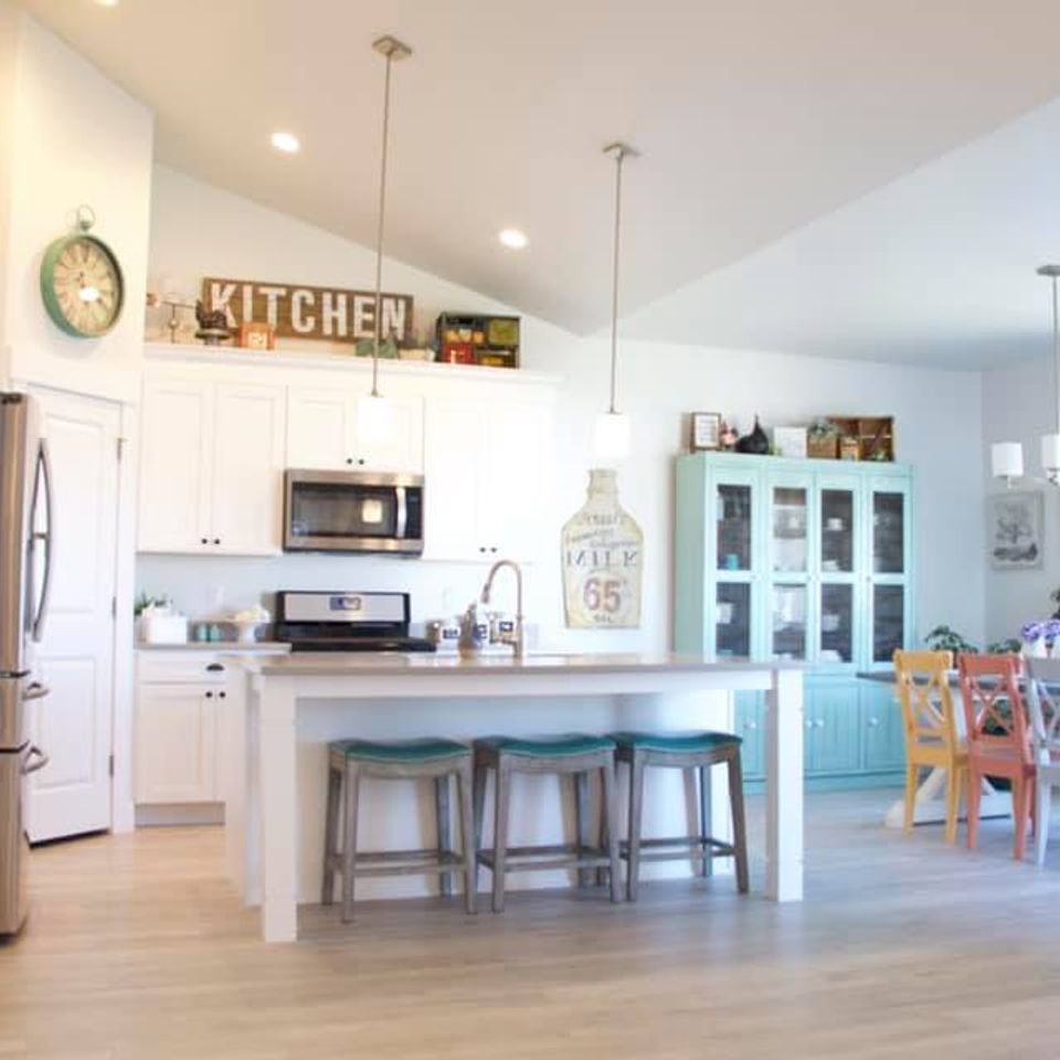 94905288 155810909300653 5657309275656028160 n