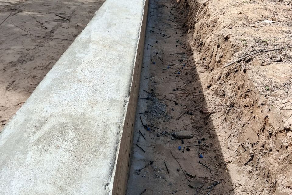 Retaining wall 5