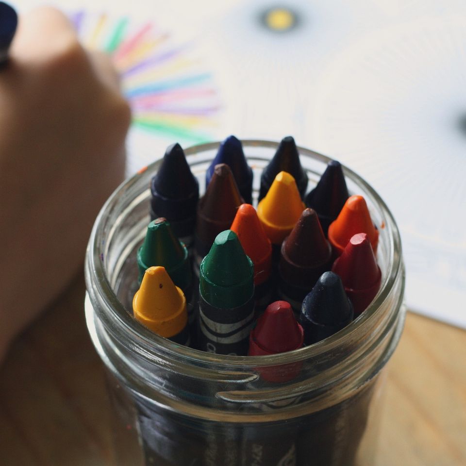 Crayons g9eda66910 1920