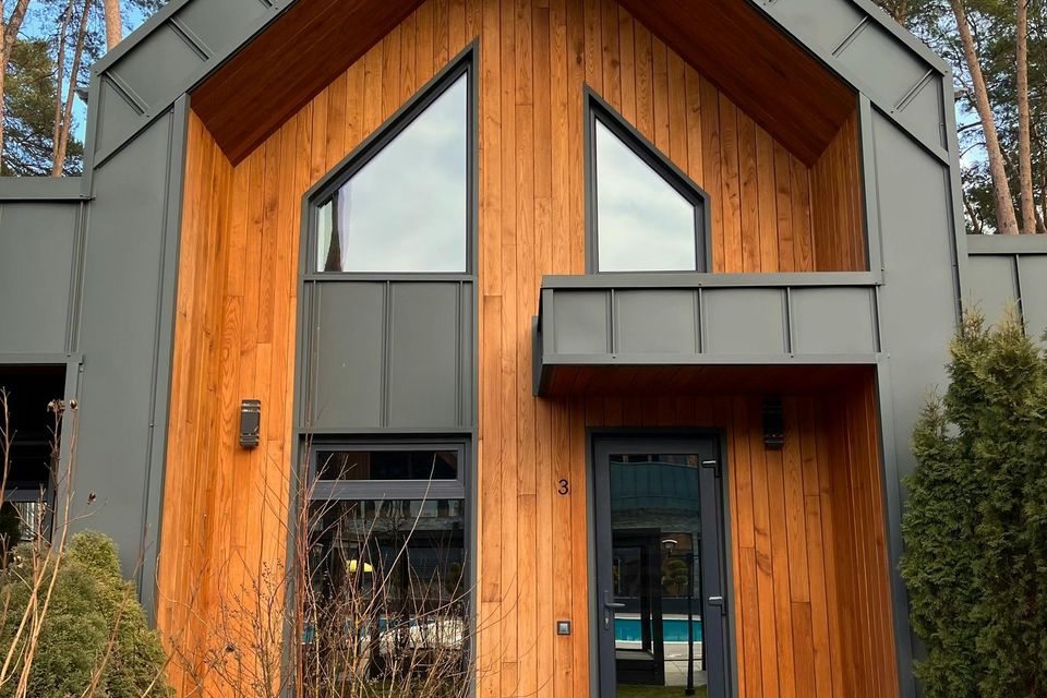 How much does it cost to build a custom home