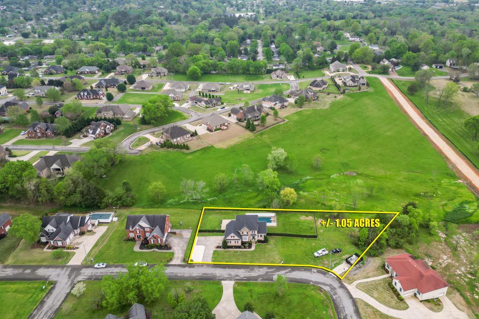 828 fairway dr exteriors 10