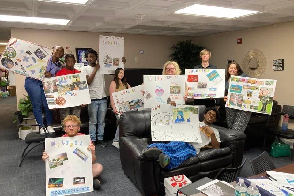 2022 vision board group