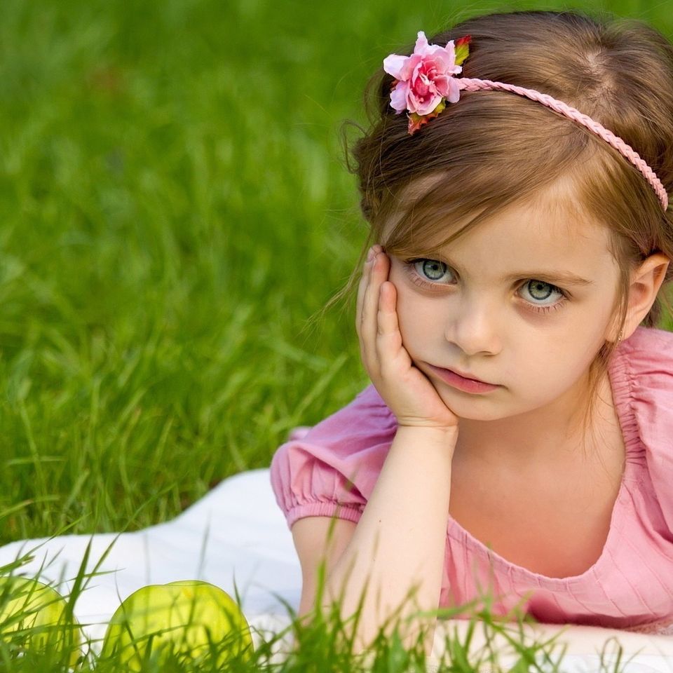 Girl e83db2062e 1920