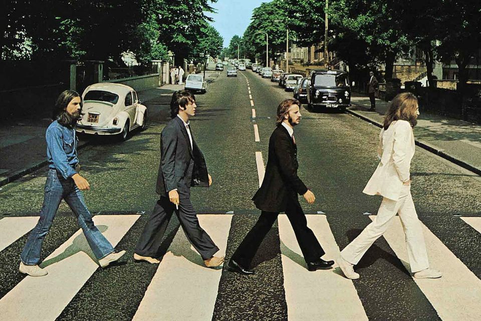 Beatles abbey road 2000 1392x884