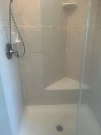 Bathroom tub brightened and  restored by ms grout