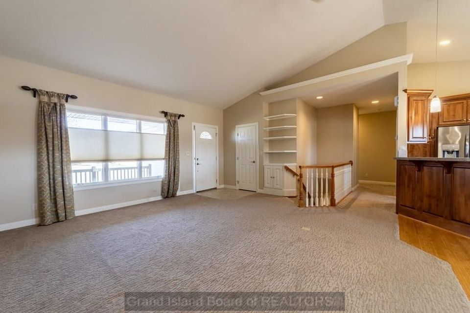 3811 meadowlark cir grand island ne 68803 a 9