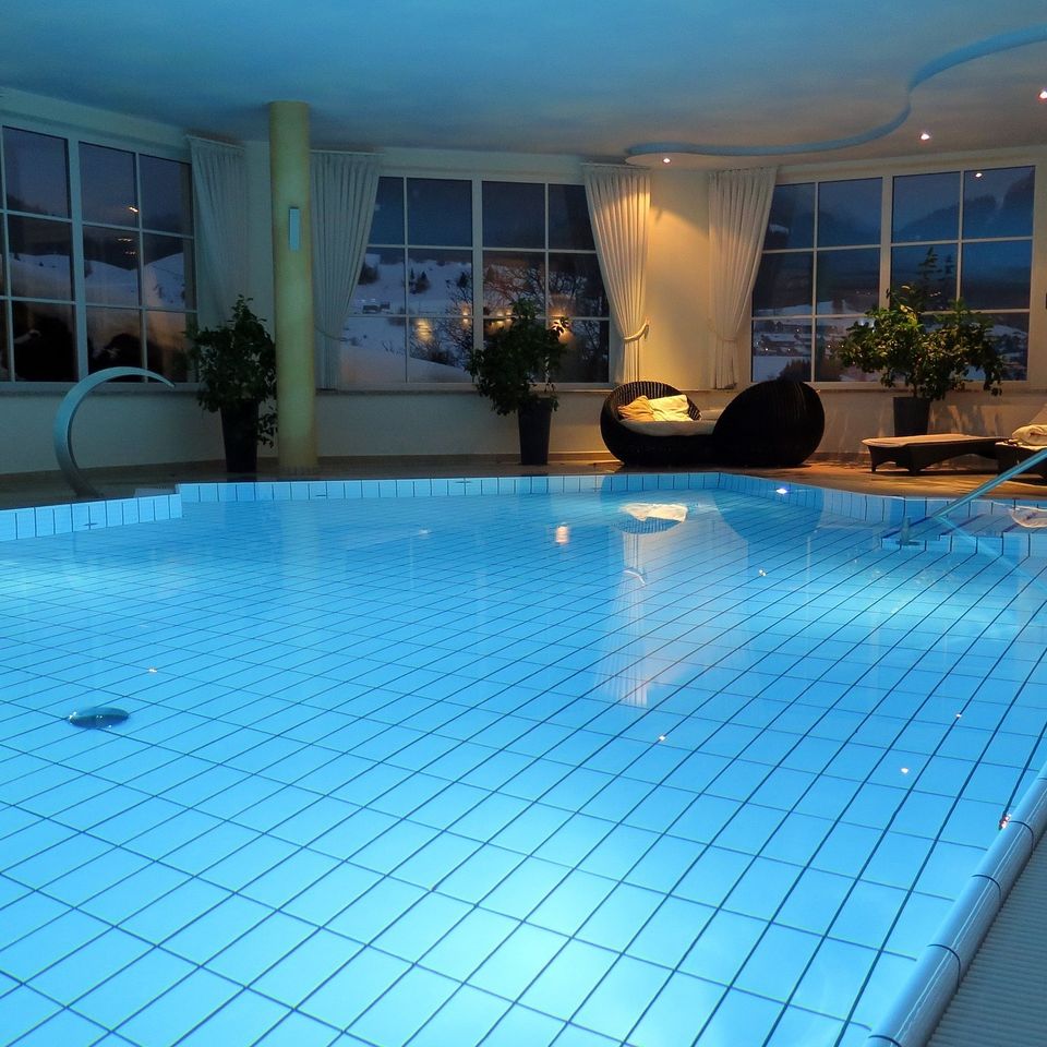 Swimming pool gdb2f983de 1920