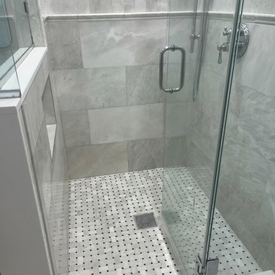 Bathroom tub tile restored by ms grout