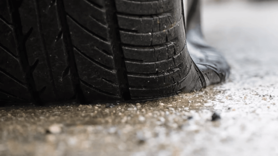 Flat Tire Change Service
