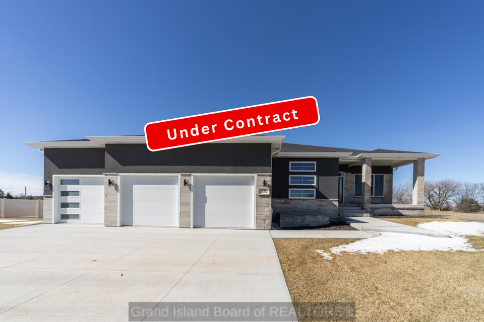 431 ponderosa grand island  ne 68803 a 1 under contract