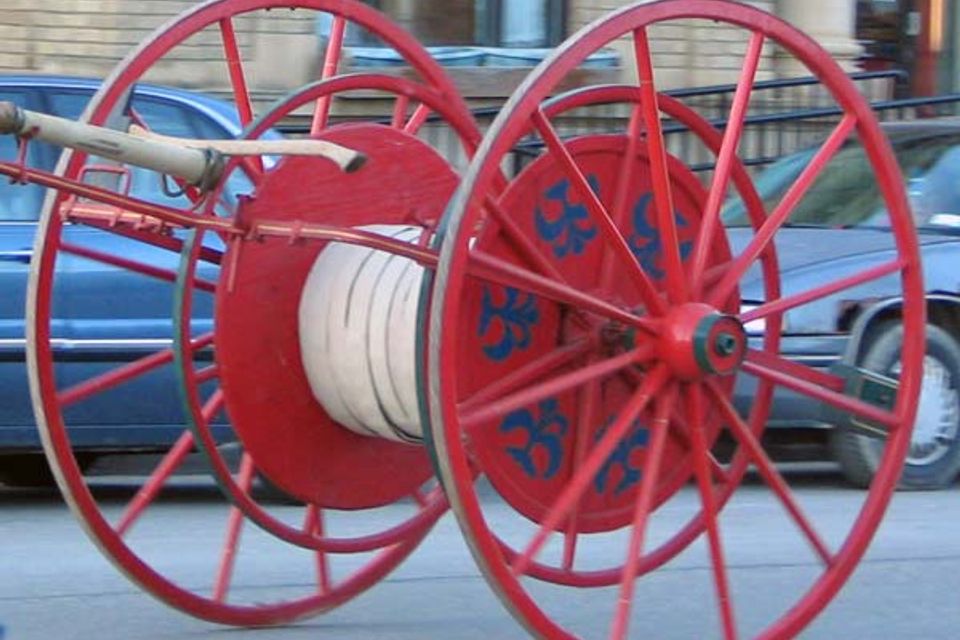 Hose cart
