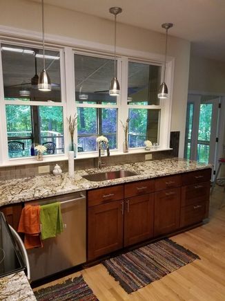 Jacovitch kitchen pic 3020170501 31304 1krc06l