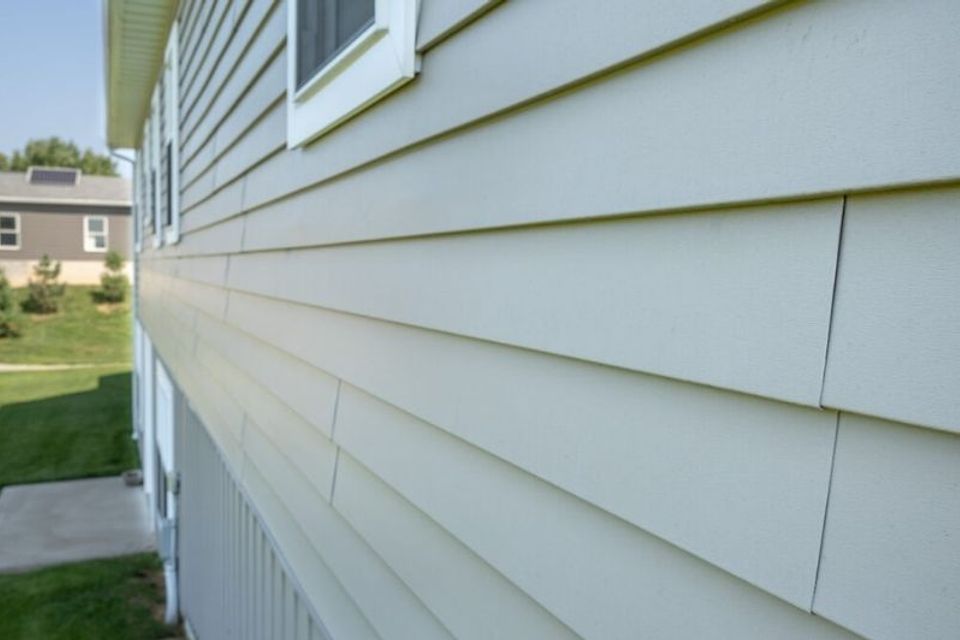 Insulated vinyl siding (2)