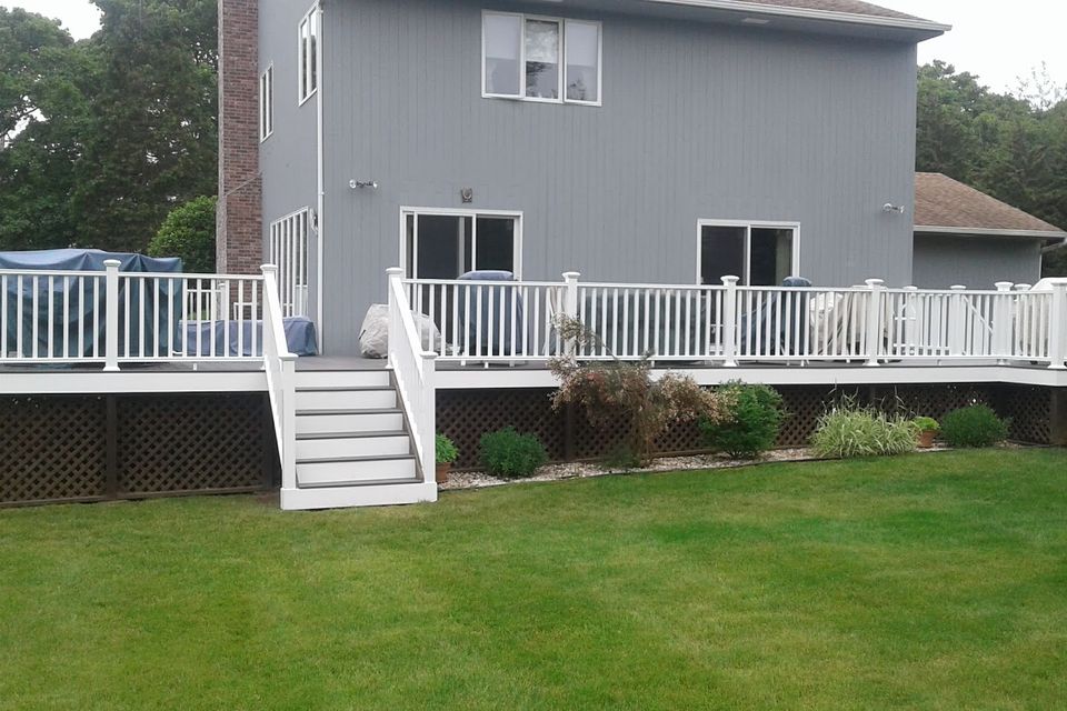 Newly installed deck, done by Taurus Contracting Inc. of Suffolk County, NY