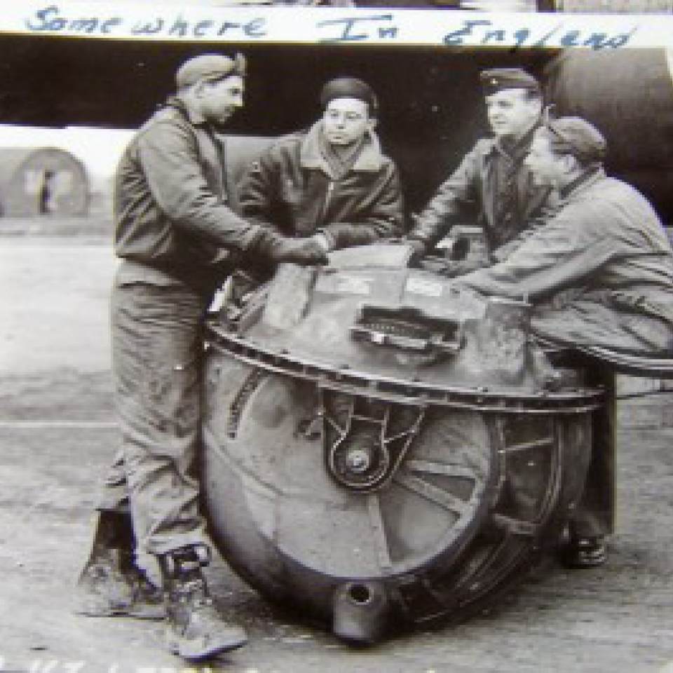 Wwii  8th a.f.  524bomb.squad. photos of b17s  etc files620170912 25600 1tuk0am