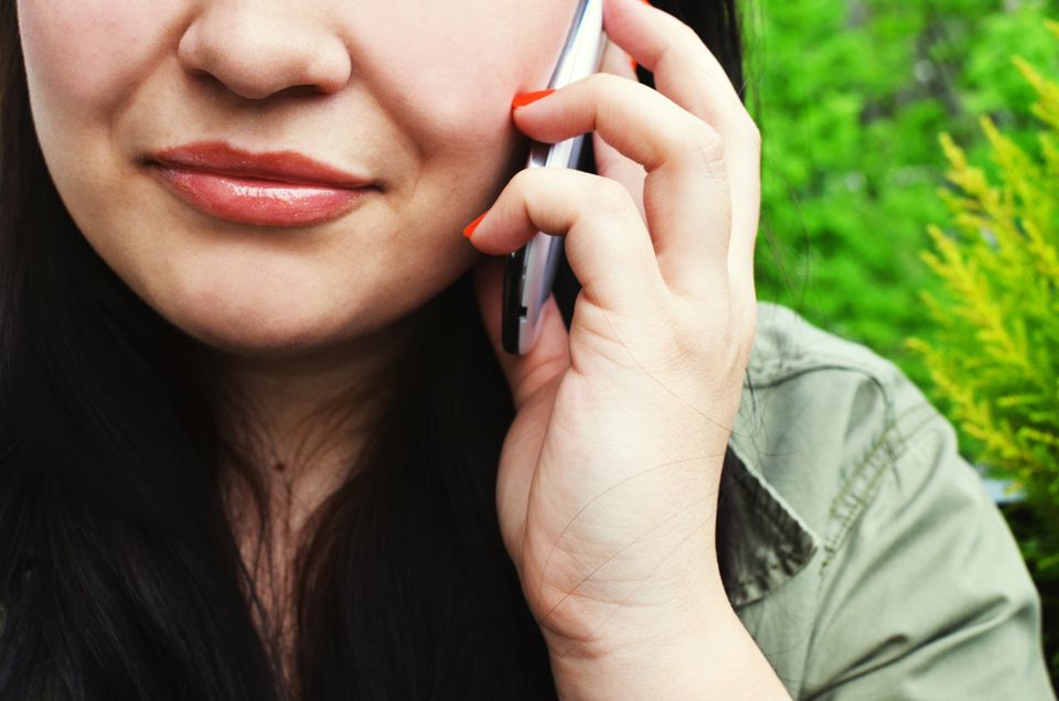 Person woman smartphone calling20161108 8071 te8w33