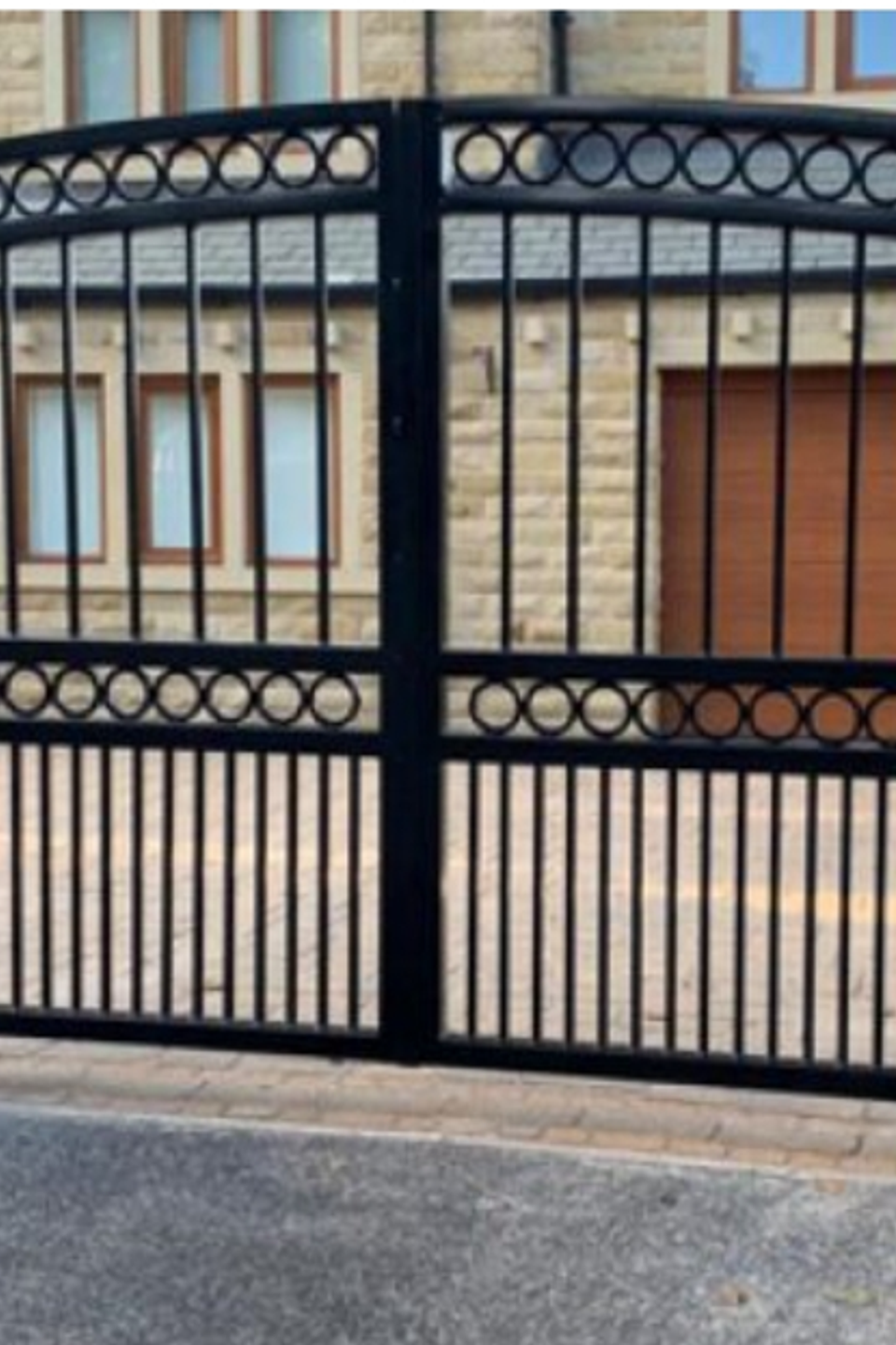 Landg electric gate