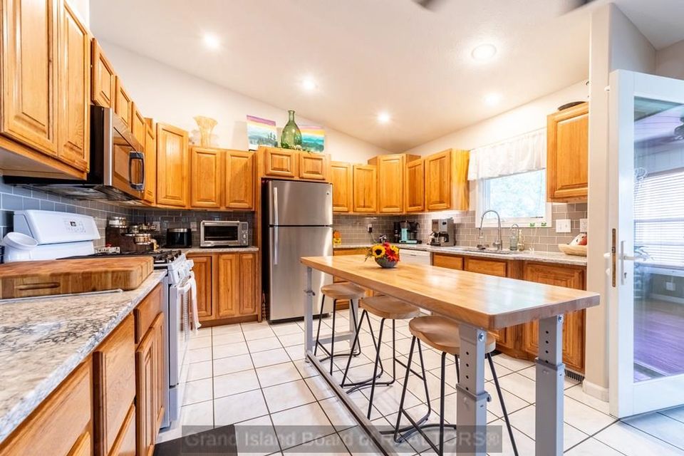 15 via trivoli grand island  ne 68803 b 1