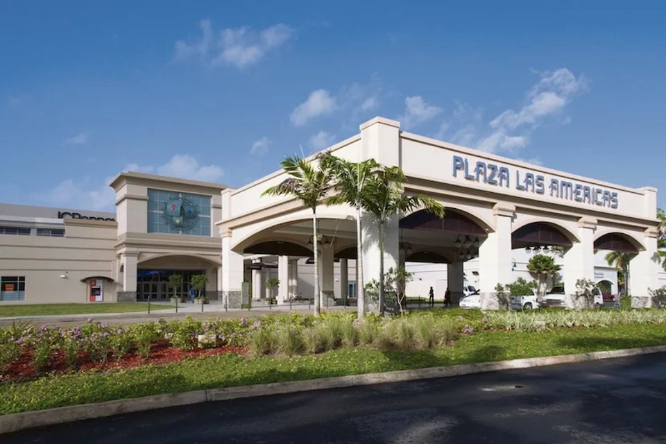 Plaza las americas 451947.jpg