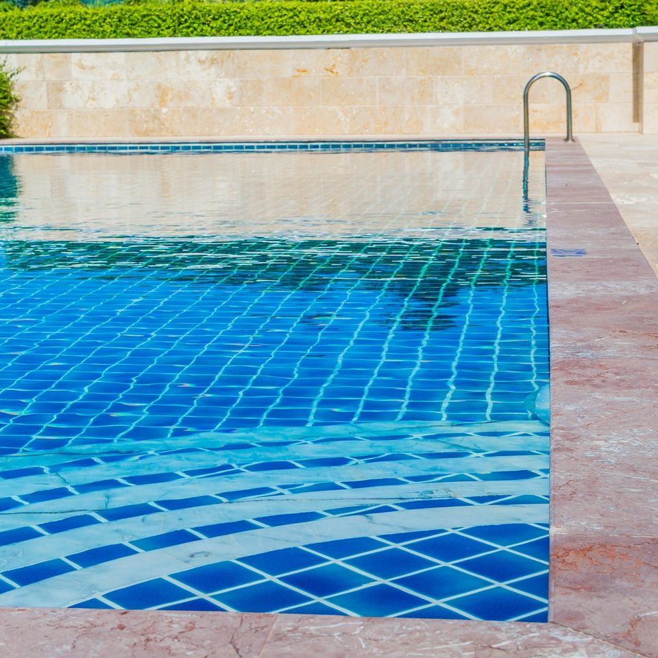 Pool g6e4eb006d 1920