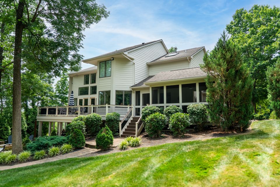 Real estate photographer.png original