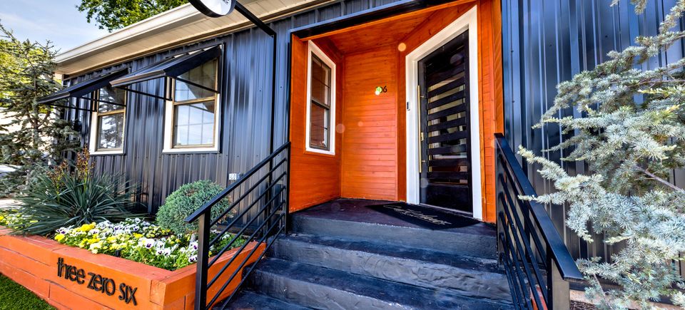 The curl haus 10