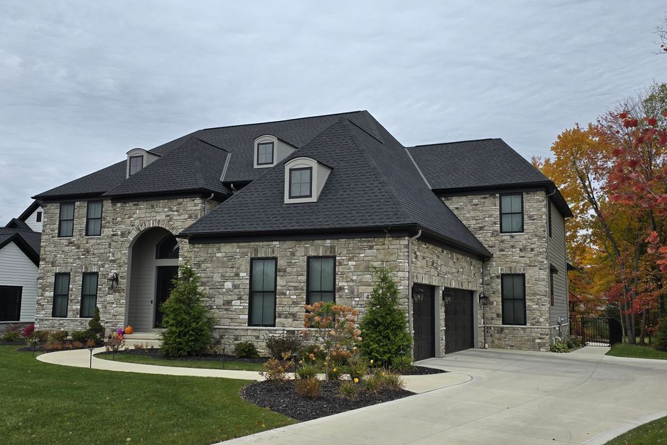 Main floor living custom home plan in Chagrin Falls, OH