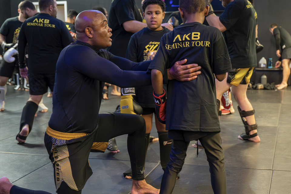 Anderson silva at american killer bees pa training 4a
