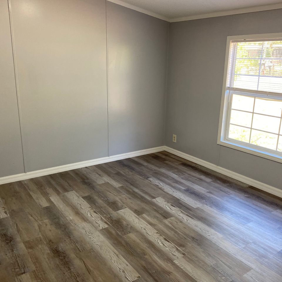16962 master bedroom