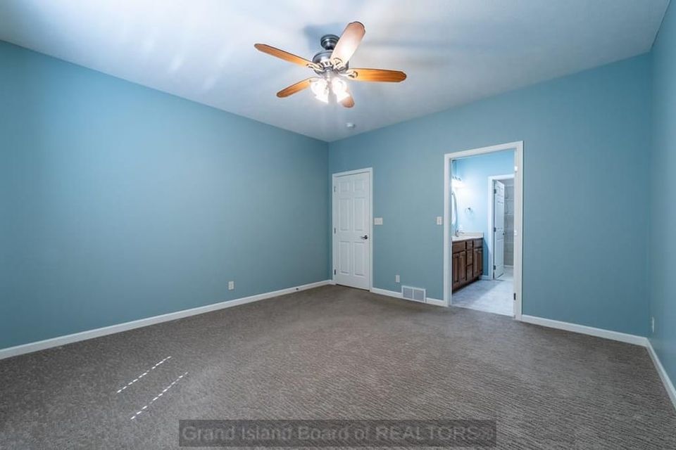 3811 meadowlark cir grand island ne 68803 c 7