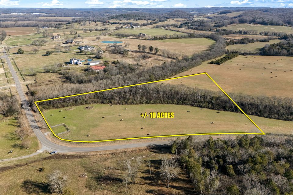 2 web or mls 26 lees creek rd drone   clear lens real estate photography 2
