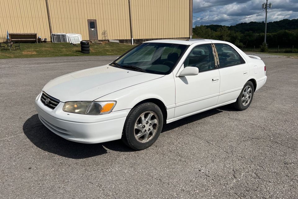 Toyota camyr aug 14