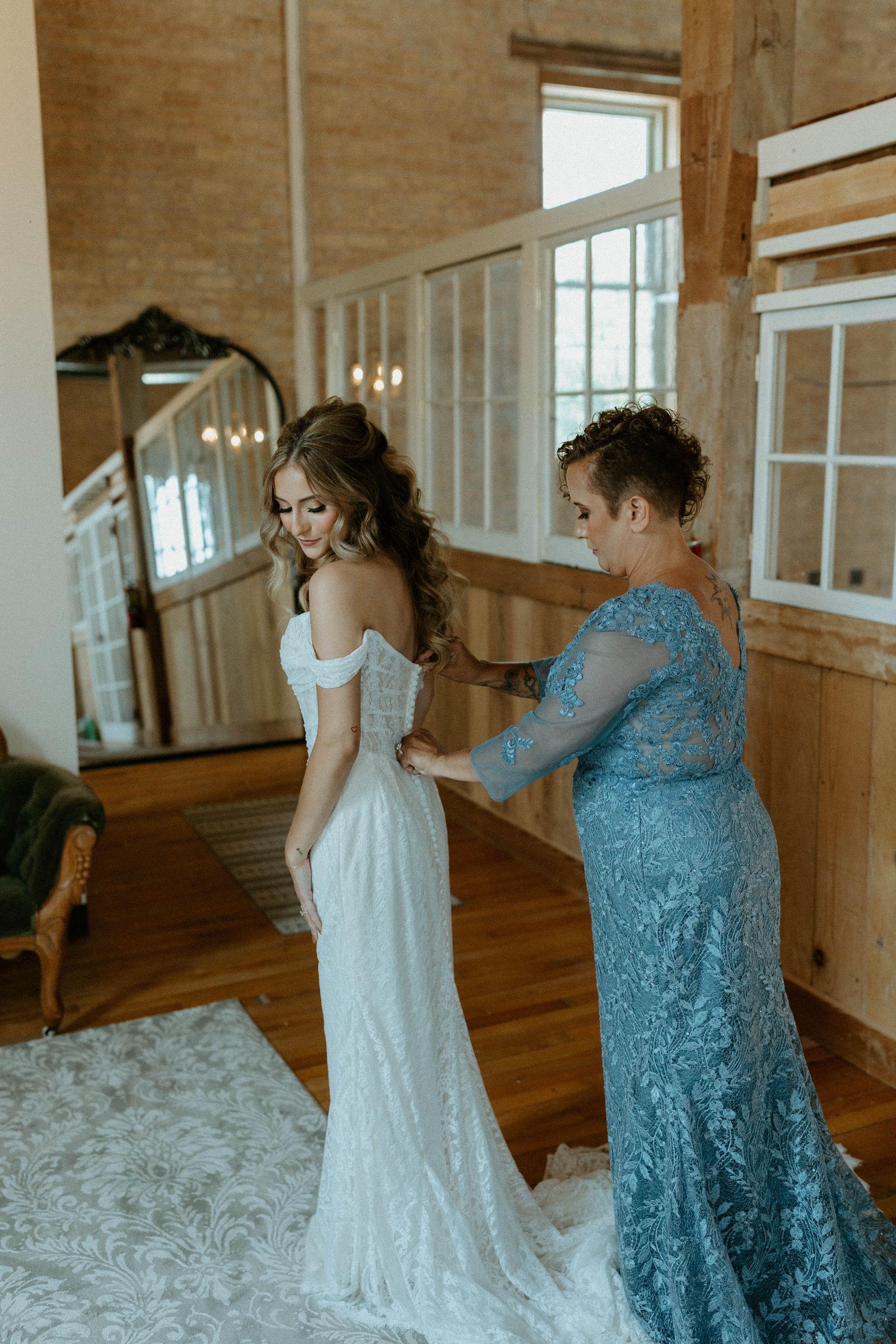 Alyson and Curtis' Wedding Preview | Gold Coast Farm Aliso Viejo — Emily  Rammelsberg, image size:1920x2880