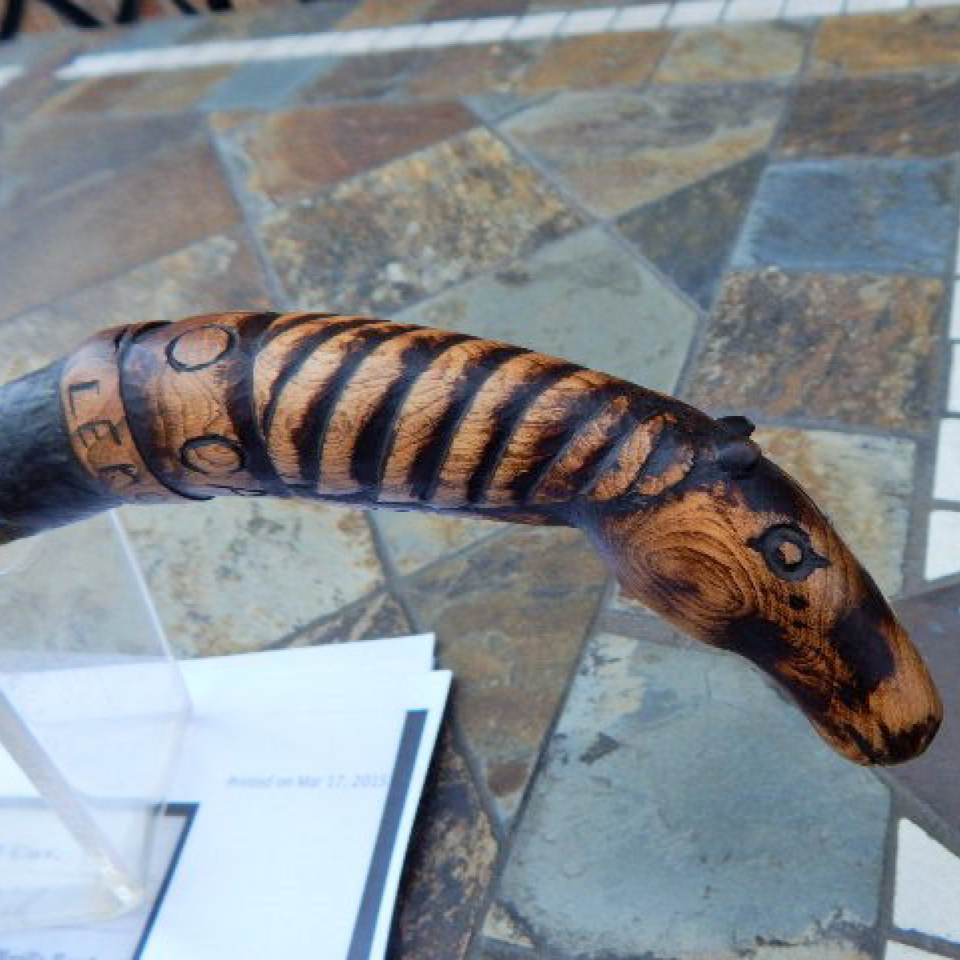 Cw vets carved horse head cane id'ed merrill's hor files1220170913 28691 1ndip4x
