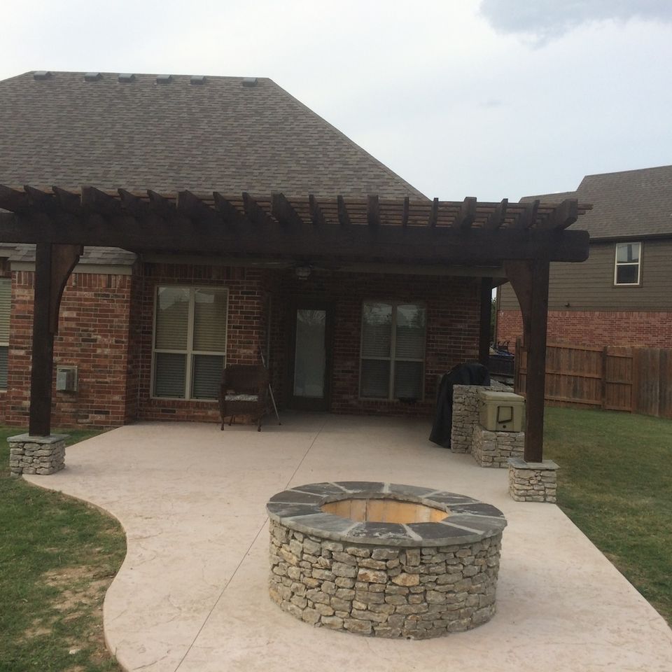 Select outdoor solutions  tulsa oklahoma  outdoor living patios fire pits fireplaces  residential concrete patio fire pit contractor builder construction company  photo sep 25  4 36 38 pm