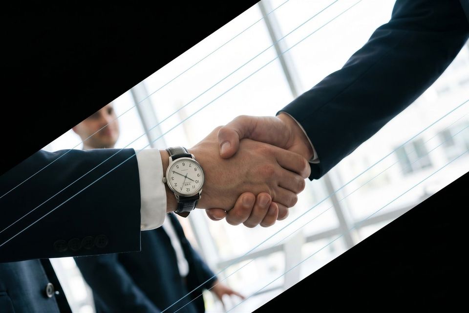 Geralt handshake gda33b0278 1920