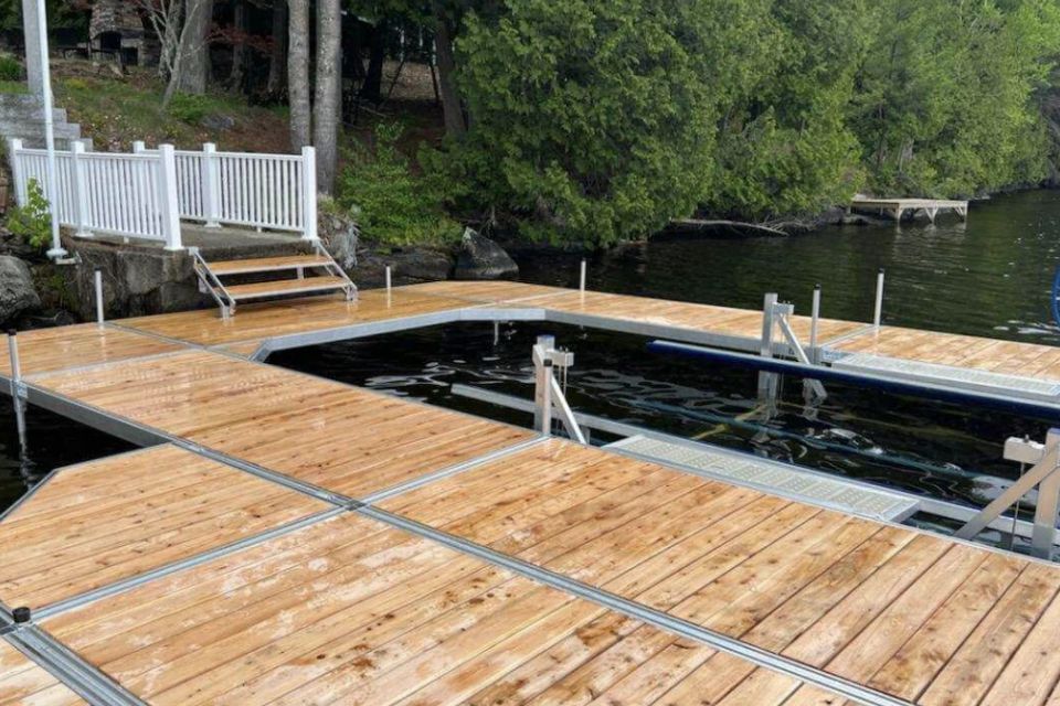 Dock big