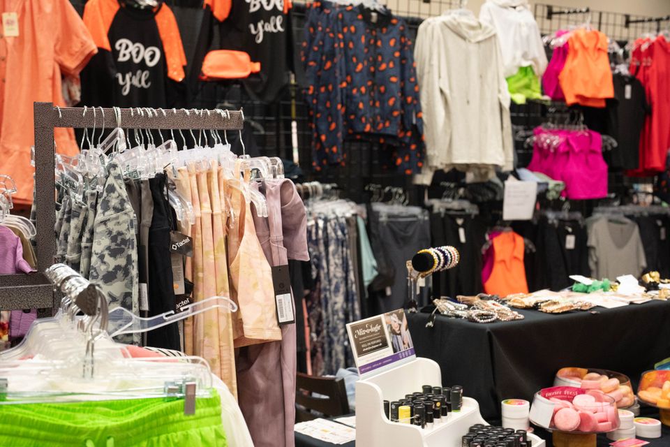 Fall market kauz (108) boutique clothing
