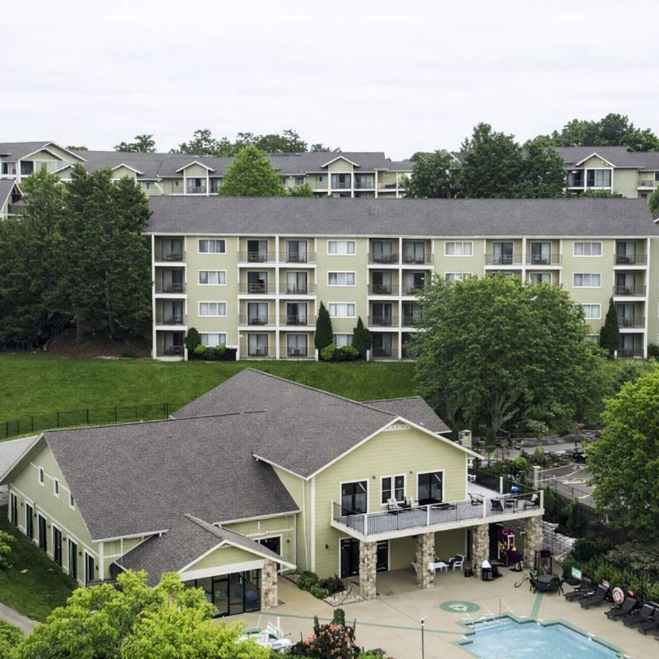 Laurel crest photo