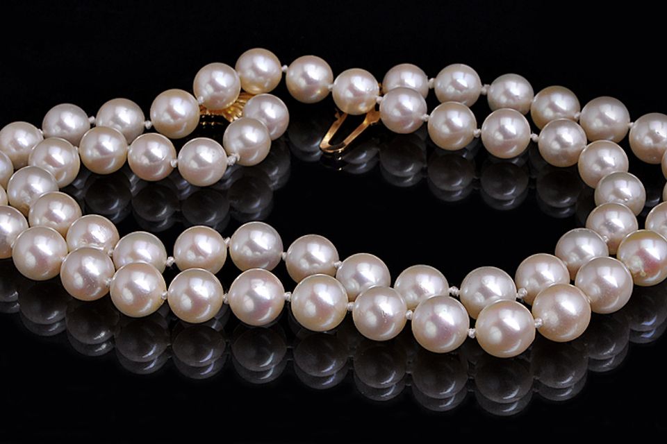 Bigstock pearls and reflection feb    4556946 (1)