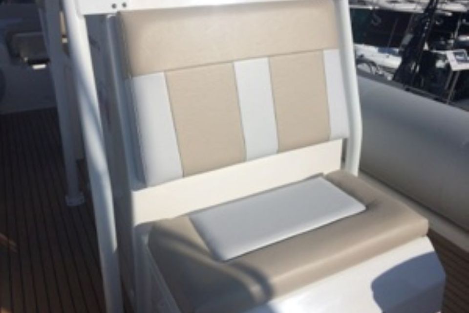 Bench seat on boat 2