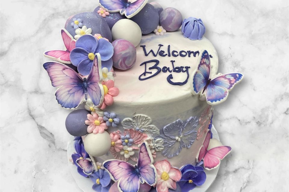 Baby cake decorate 