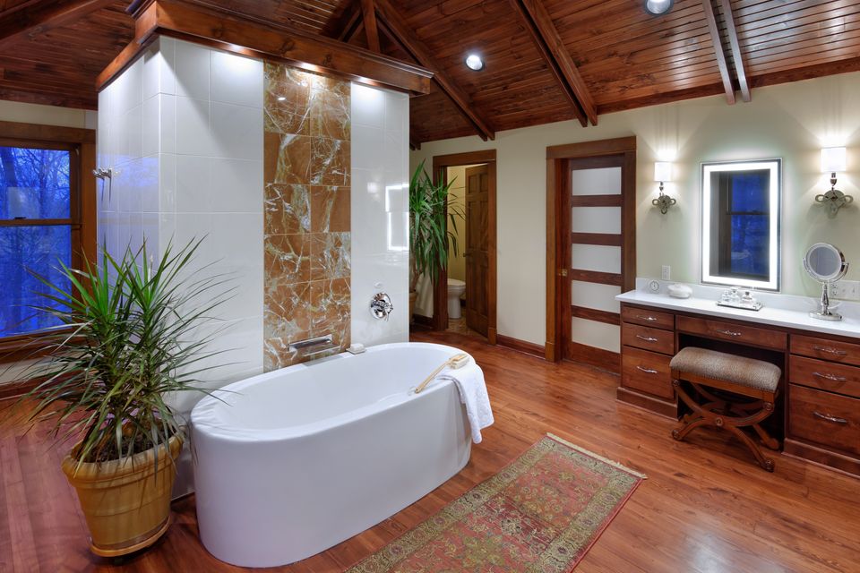 Ellis bathroom 2