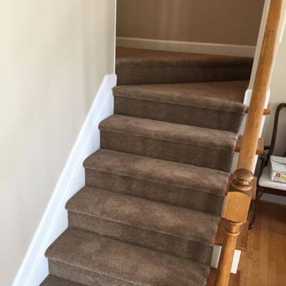 Cover my floors (carpet stairs) facebook photo20180405 2087 1hsqxq6