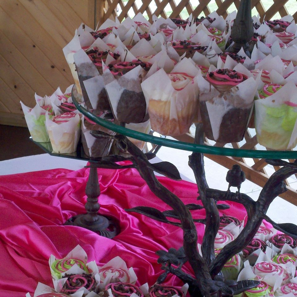 Wed cake 14920180617 21613 y3sfop