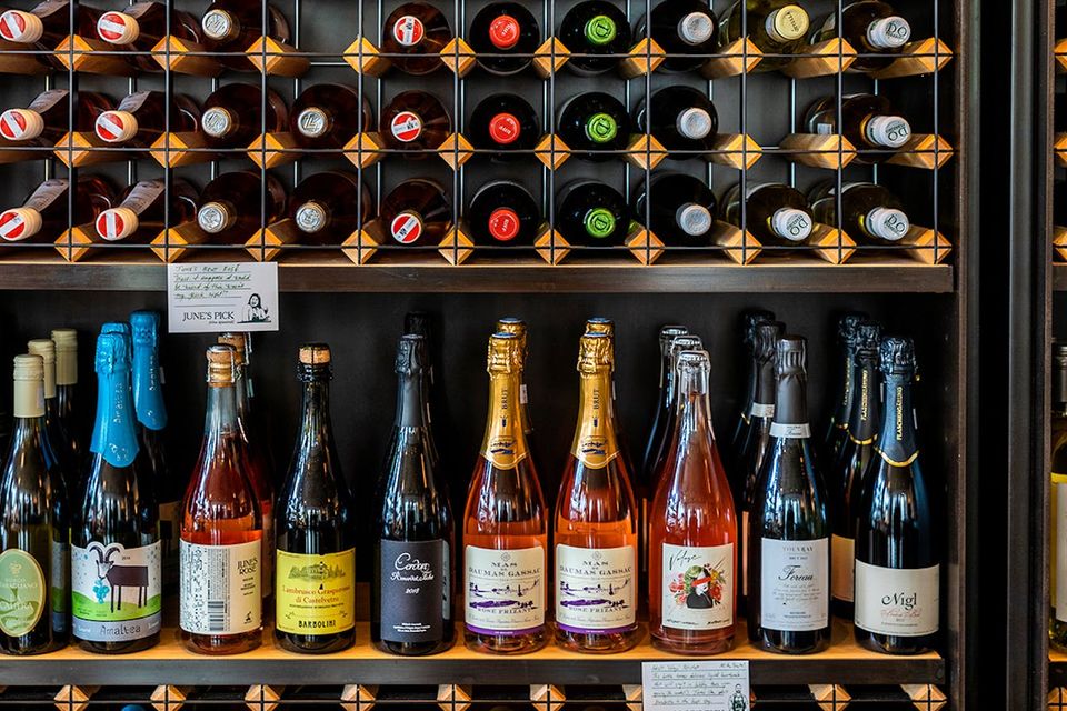 Montrose wine shop detail