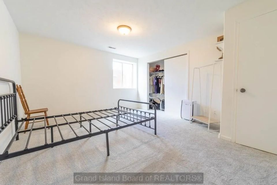 4118 fleetwood rd grand island e 9