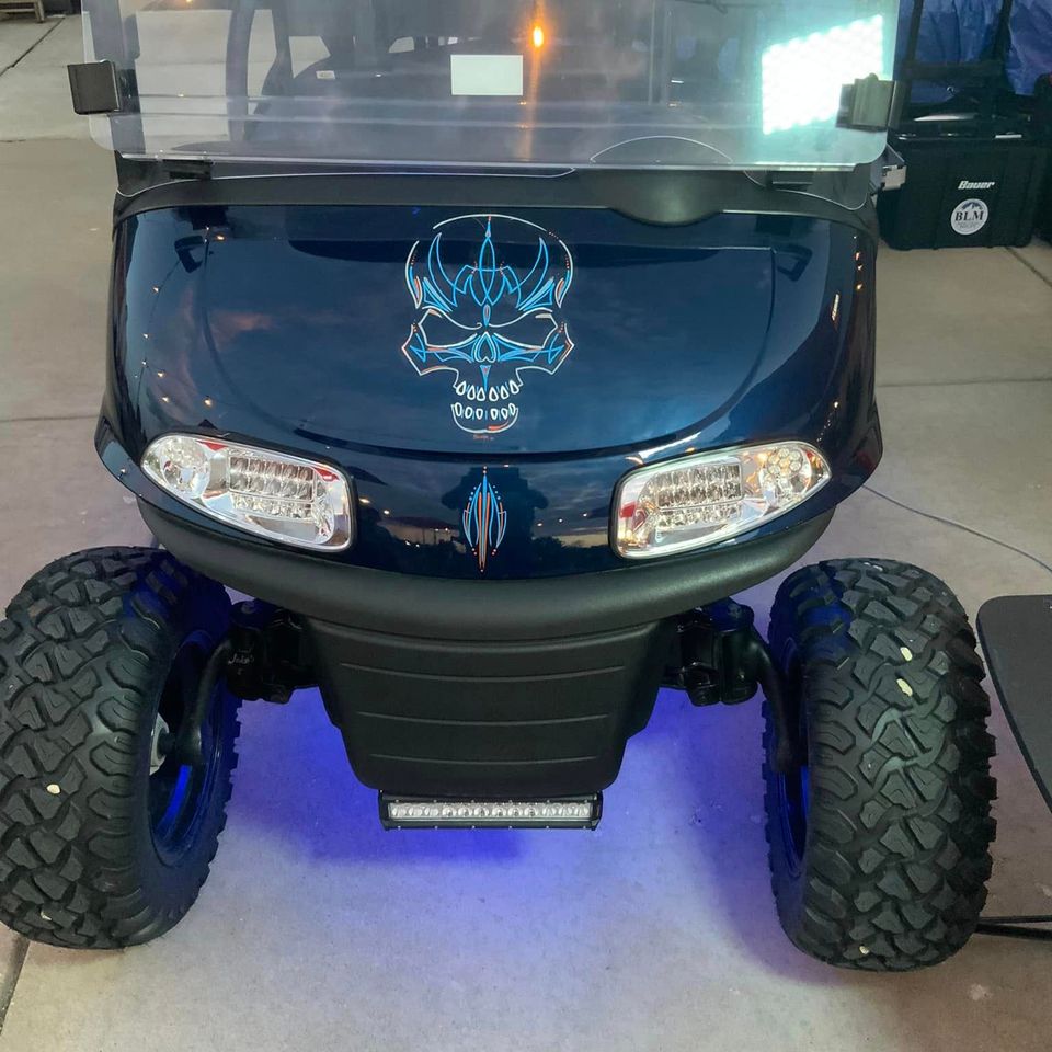 Creative custom pinstriping design and artistic projects created by Skeeter's Grafix.