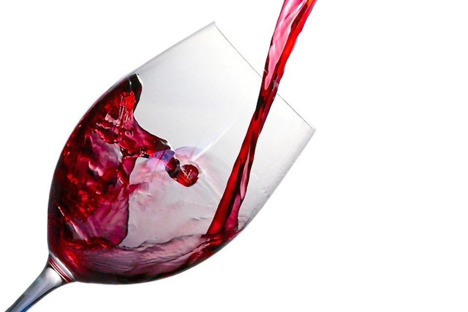 Wine 1543170 640